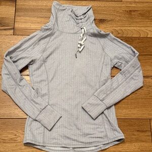 Kyodan Gray Herringbone Turtleneck Pullover, Size Small